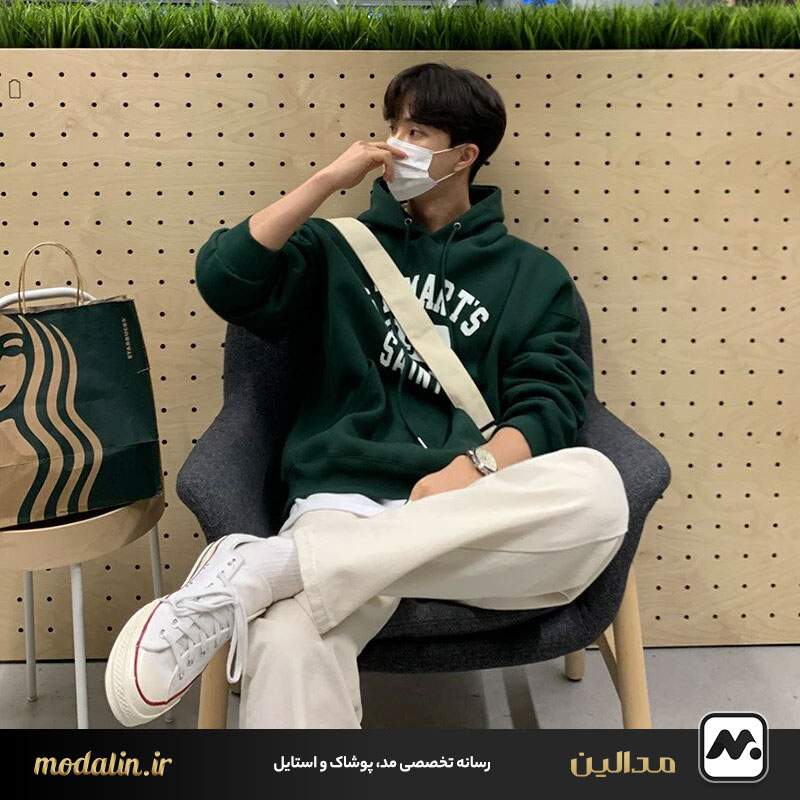 ترکیب هودی در استایل دانشجویی مدرن