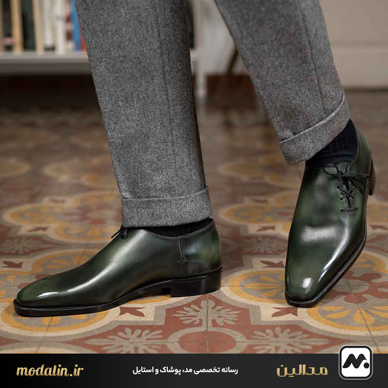 کفش Wholecut: ساده، یکدست و شیک