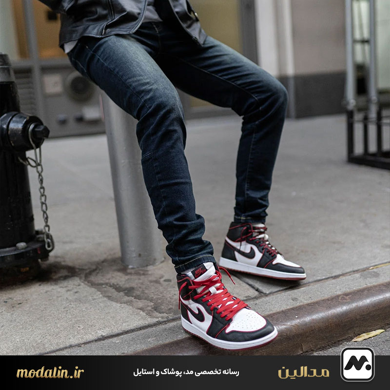 کفش کتانی (Sneakers یا اسنیکرز): بهترین همراه شلوار جین برای استایل کژوال