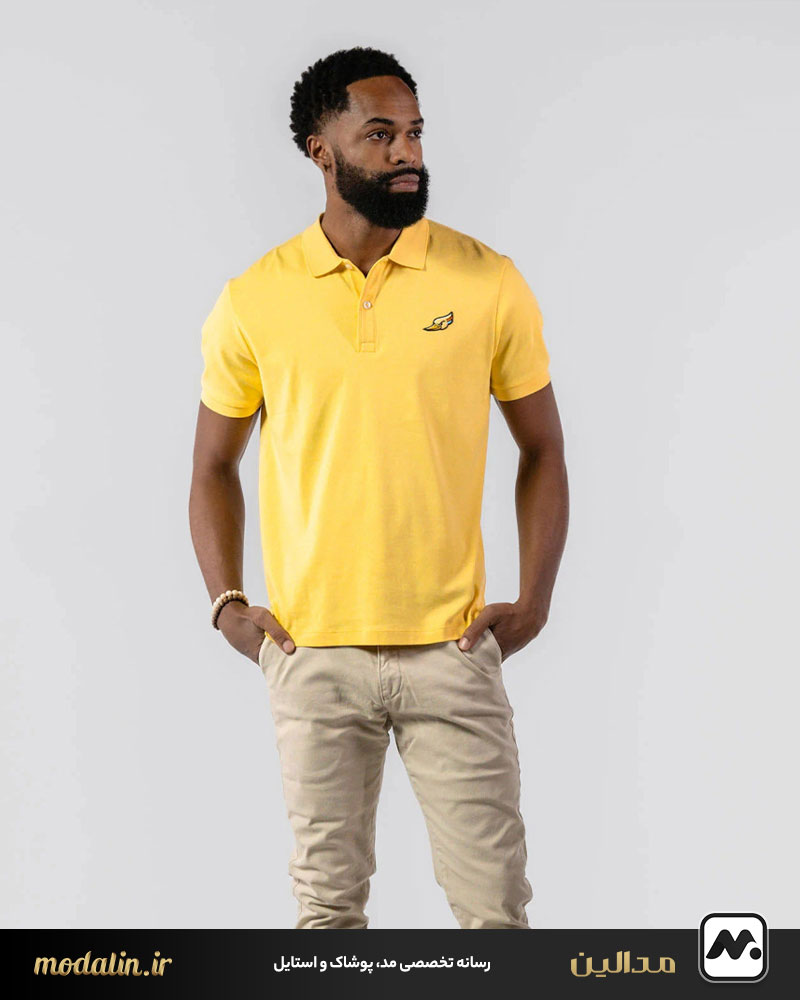 اصول ست کردن لباس با تیشرت یقه‌دار مردانه