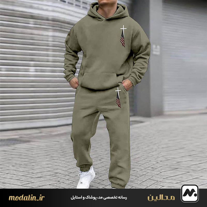 سویشرت یا هودی با شلوار ورزشی (جوگینک) و کفش کتانی