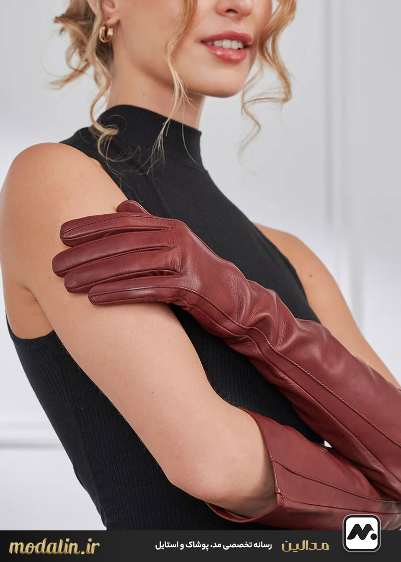 دستکش چرمی با لباس شب