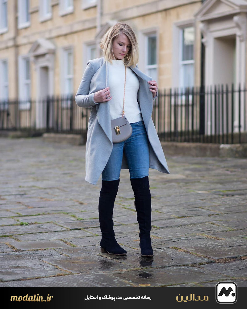 بوت طوسی و شلوار جین روشن