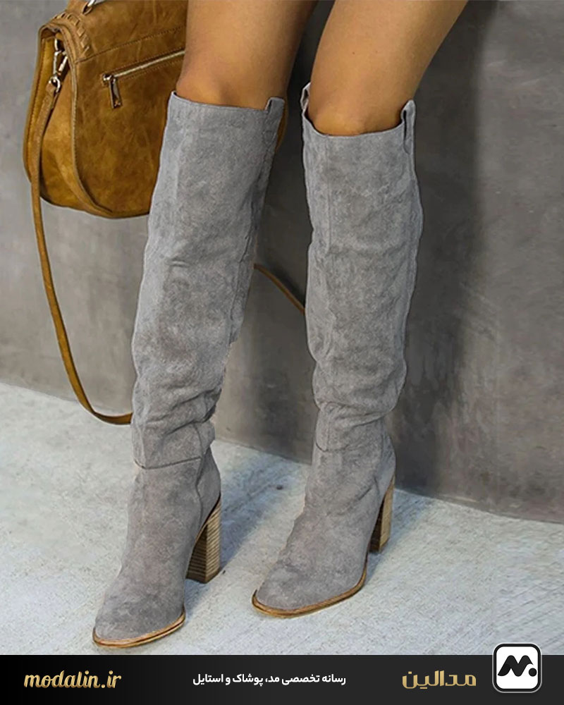 در کنار رنگ‌ قهوه‌ای