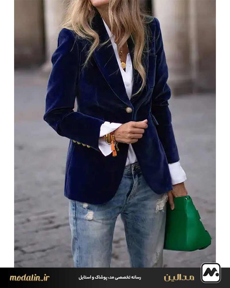 کت مخمل در استایل عید کژوال