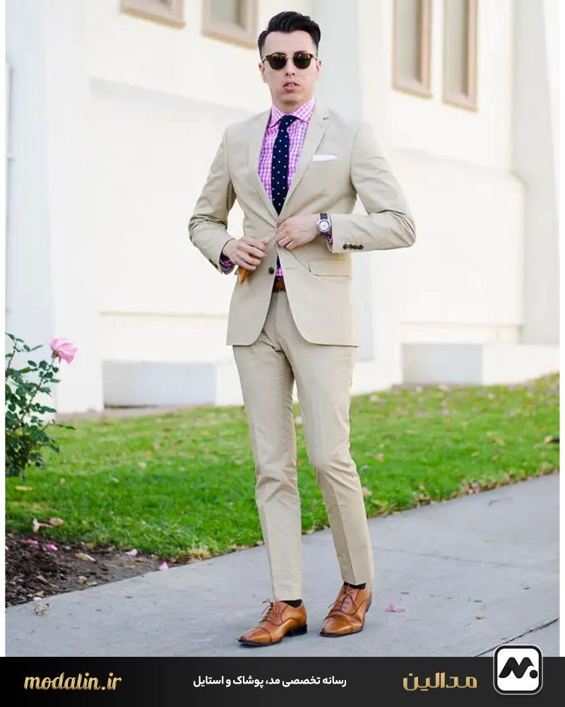 پیراهن صورتی ملایم