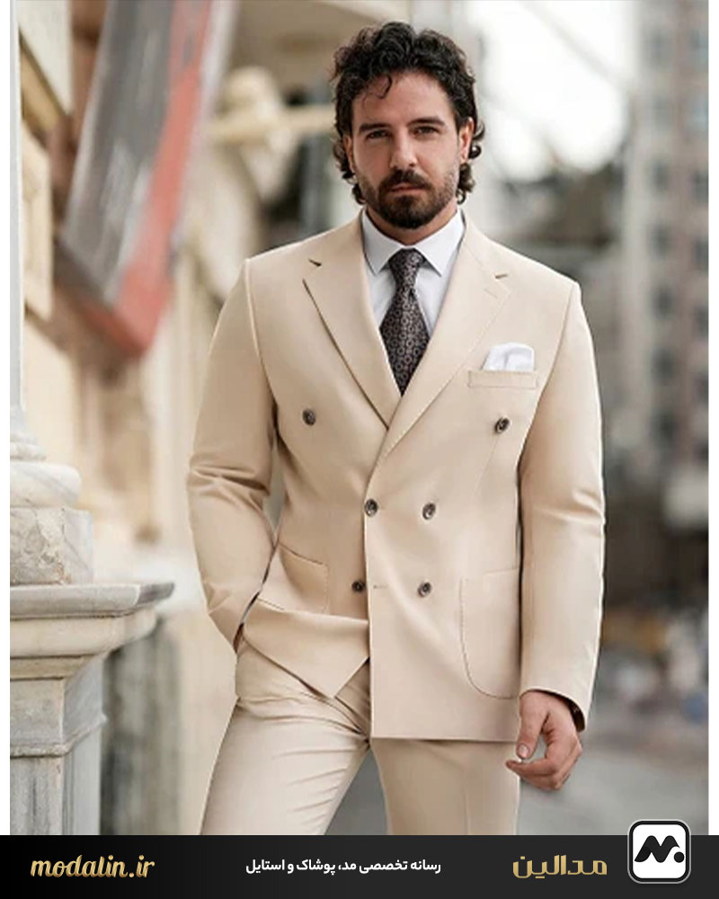 پنج ست پیشنهادی با کت و شلوار بژ برای موقعیتهای مختلف