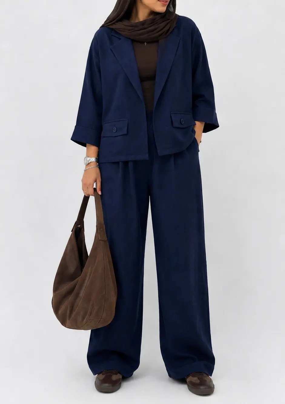 how to set manto pants for women